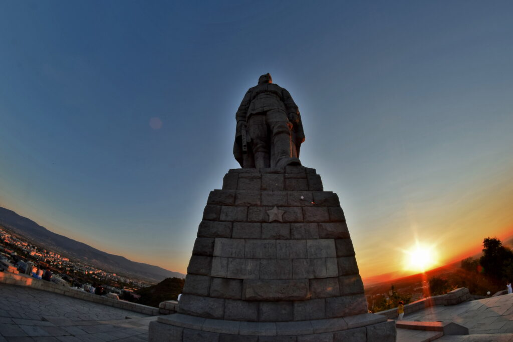 Wzgórze Bunarjik (Bunardżik) w Plovdiv (Płowdiw). Alosza - pomnik wyzwolenia - Liberator of Plovdiv
