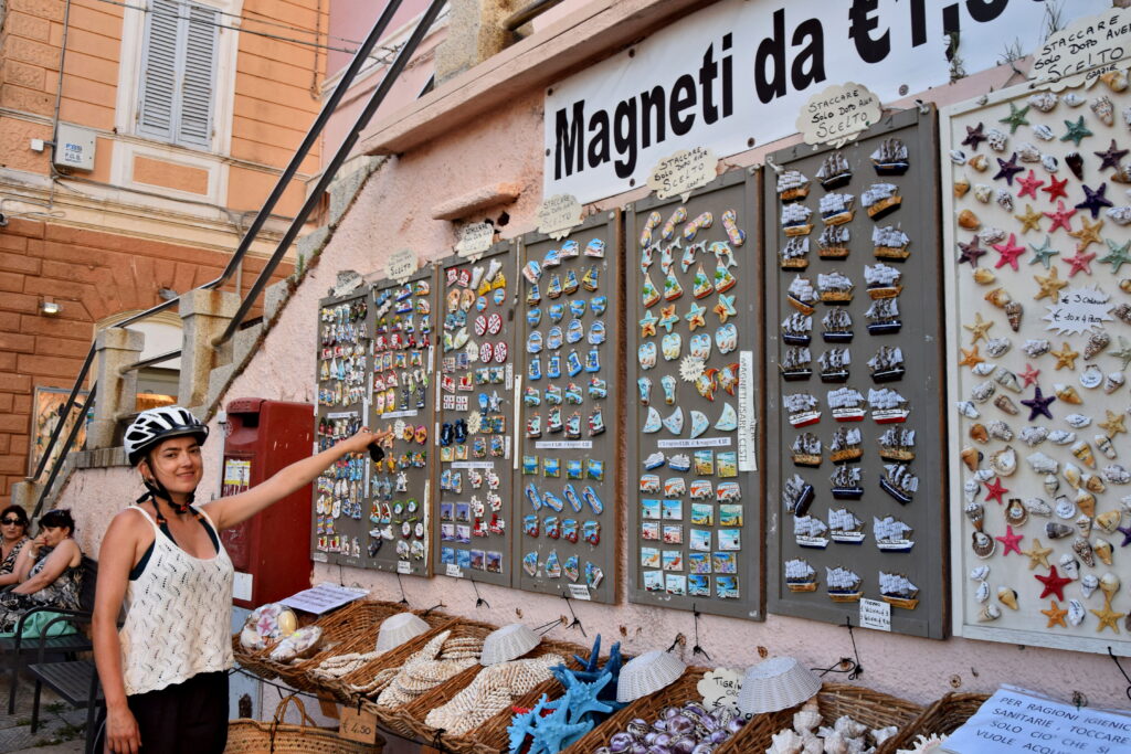 La Maddalena - magnes, pamiątki, souvenirs