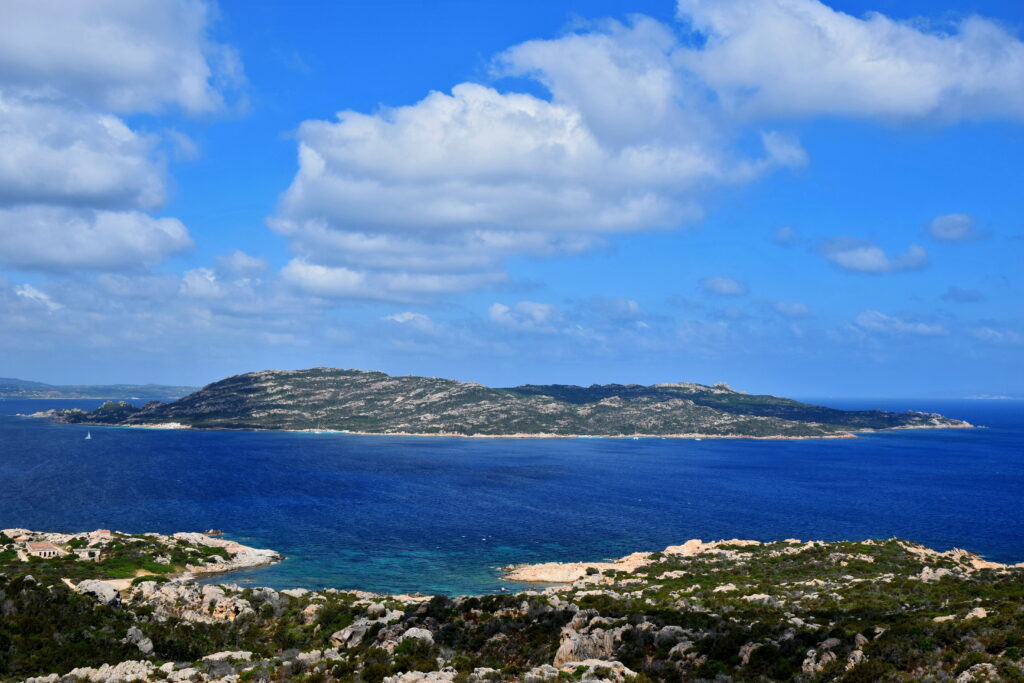 La Maddalena widok wyspa, Sardynia. Isola Spargi