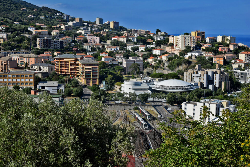 Bastia ciekawe miejsca Cap Corse Korsyka widok