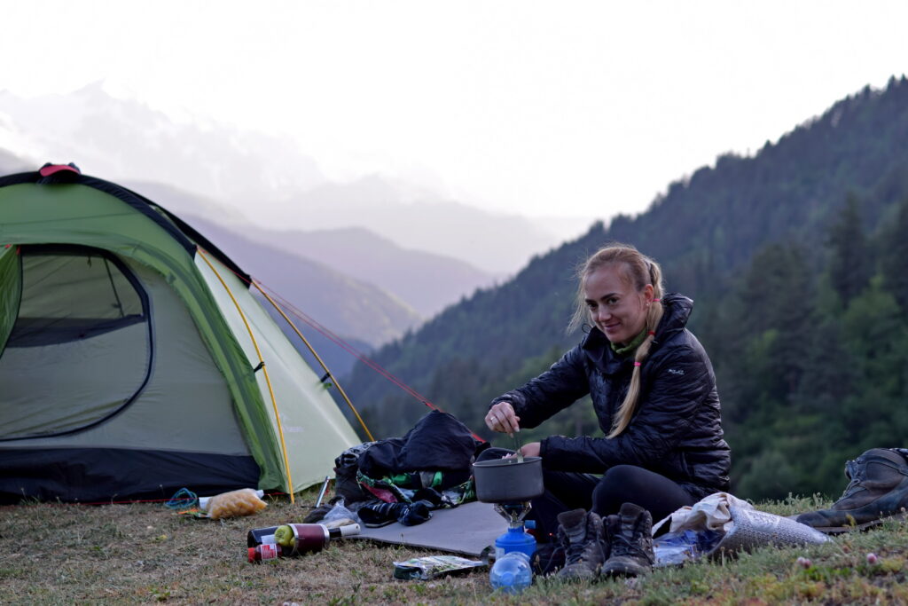 Swanetia namiot. Trekking z Mestii do Ushguli.